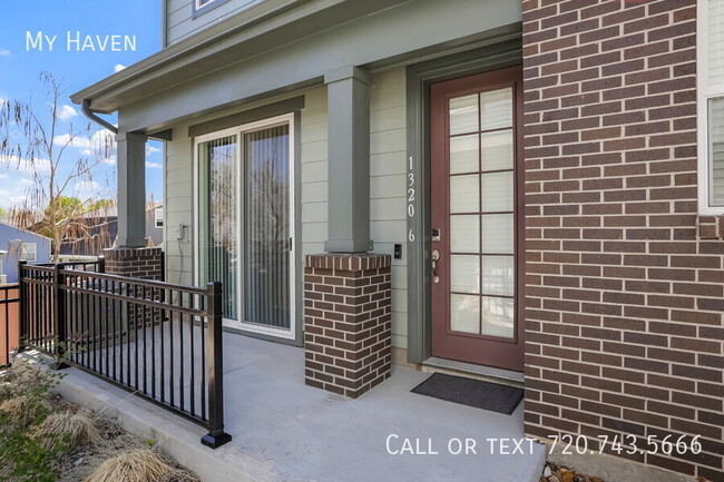 Building Photo - 1320 Hoyt St