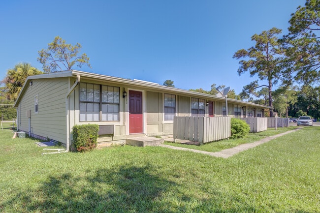 Building Photo - Wingwood