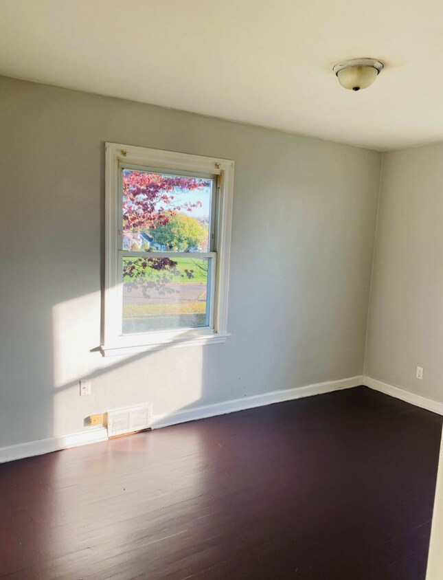 1006 Park St, Sharon, PA 16146 House Rental in Sharon, PA