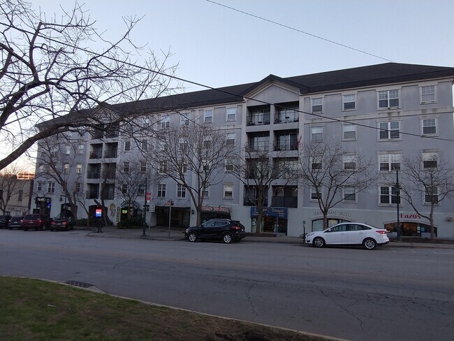 Apartment Building - 2002 Greene St