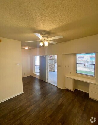 Building Photo - 2604 Salado St