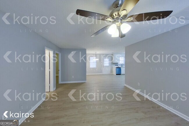 Building Photo - 223 Peltry Dr