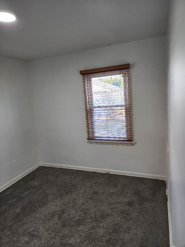 Foto del edificio - 1530 Nightingale St