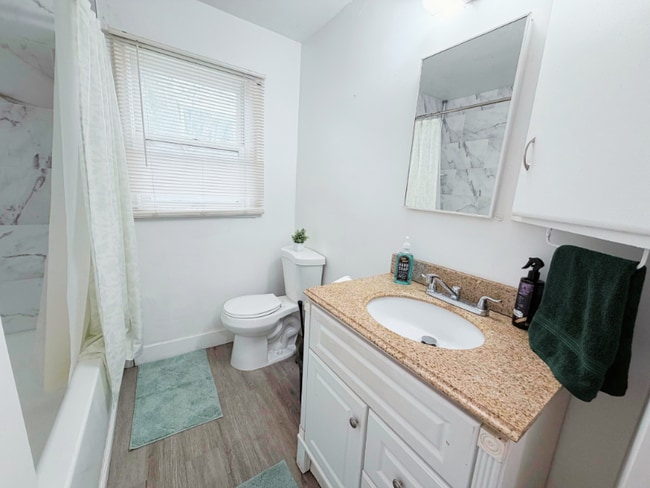 Photo - 1711 S 1300 E House