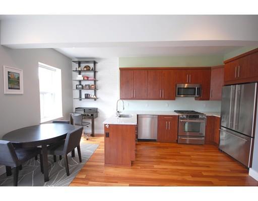 Building Photo - 655 Tremont St