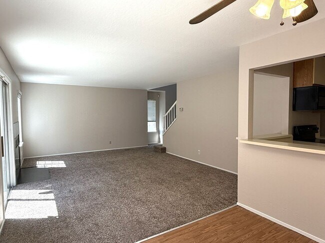 Foto del edificio - 21932 Nugget Canyon Dr