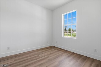 Building Photo - 4710 27th St SW