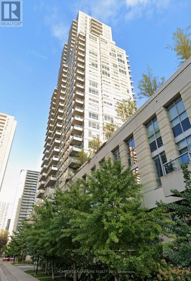 Photo du bâtiment - 2903-2500 SHERBOURNE St
