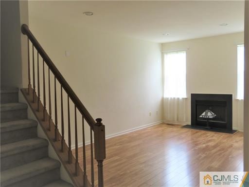 Foto del edificio - 406 Birch Ct