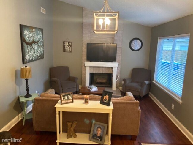 Building Photo - 3 br, 1 bath House - 5607 Penny Ct