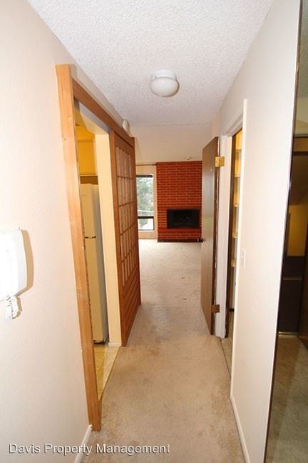 Building Photo - 2 br, 2 bath House - 3424 25th Ave W #202