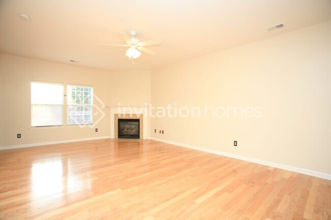 Foto del edificio - 457 Whitewater Way NW
