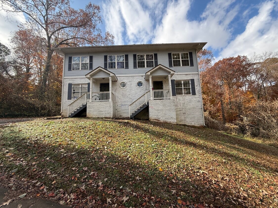 Photo - 2468 Spring St NW (Atlanta, GA)