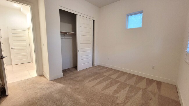 Building Photo - 2689 Tranquility St