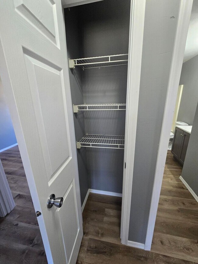 Foto del edificio - 2 Bedroom, 1 Bath, newly renovated