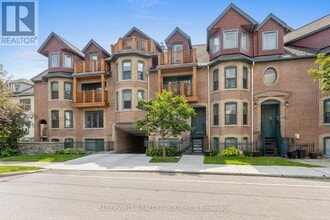 Building Photo - 232 Rue Wilbrod St