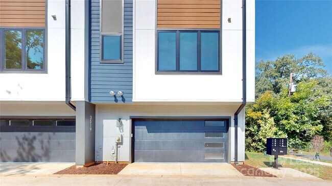 Foto del edificio - 3519 Avalon Ave