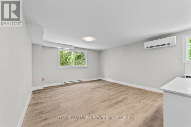 Building Photo - 400 Scenic Dr