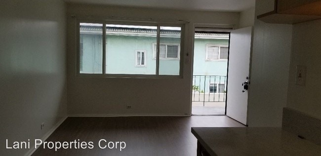 Building Photo - 1348 Kinau St
