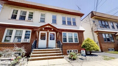 Building Photo - 9 Schuyler Ct