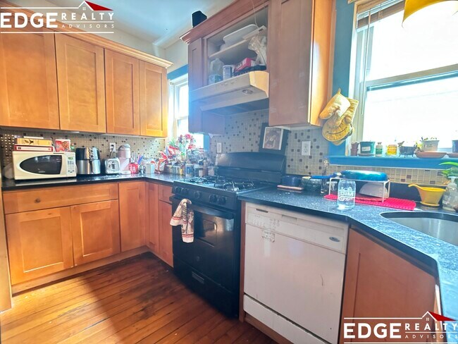 Foto del edificio - 5 Mapleton St