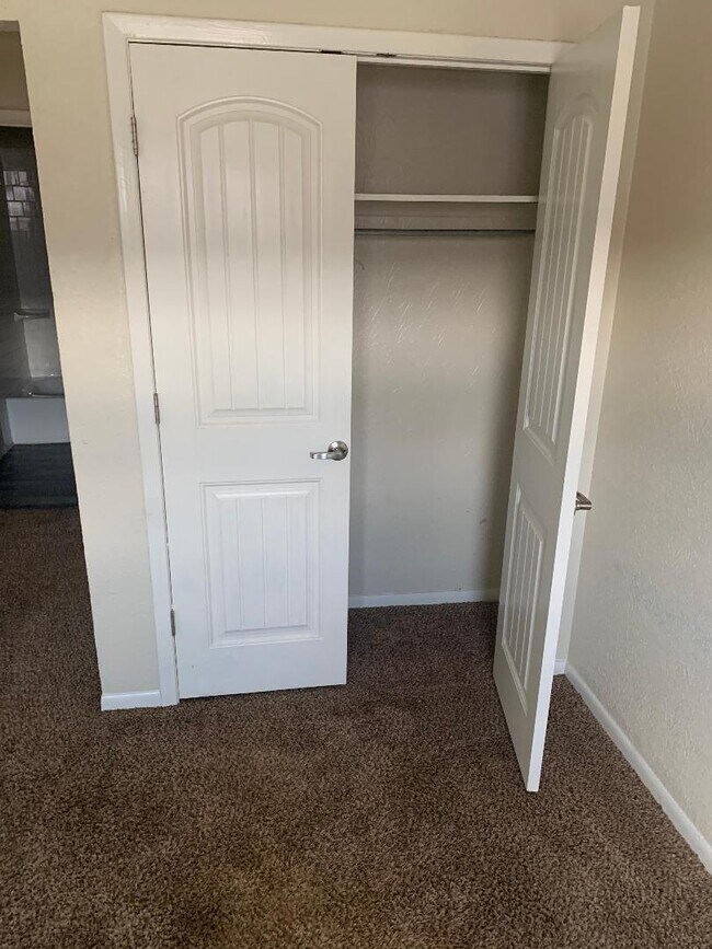 Foto del edificio - 4244 Burkburnett Rd
