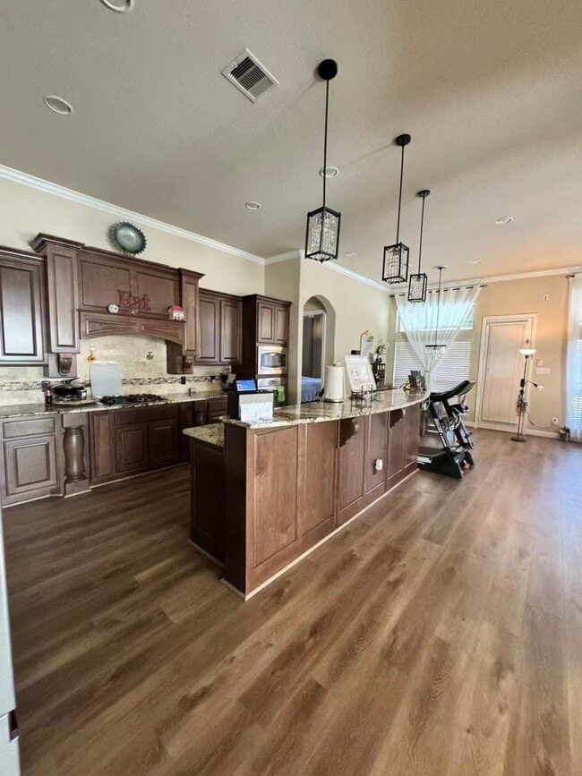 Foto del edificio - 5207 Red Oak Valley Dr