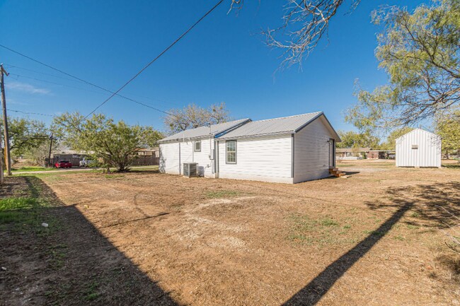 Foto del edificio - 509 Brown Ave