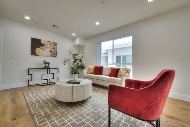 Foto del edificio - 11726 Hamlin St