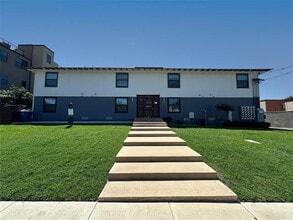 Building Photo - 4526 Munger Ave