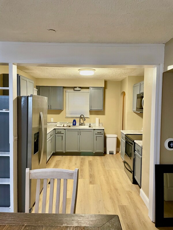 Foto del edificio - 4016 E 34th St