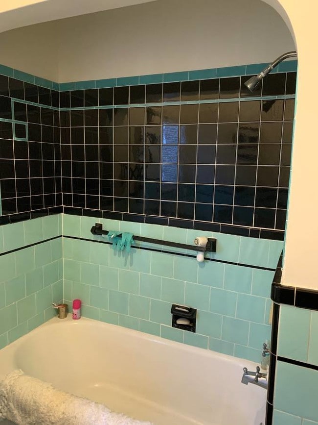 Building Photo - 232 S Poinsettia Pl