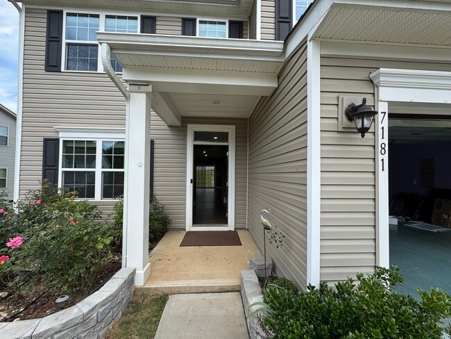Building Photo - 7181 Waterwheel St SW