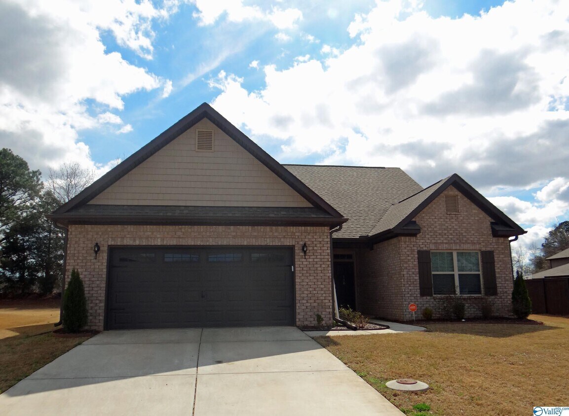130 Sherwin Ave, Huntsville, AL 35806 House Rental in Huntsville, AL