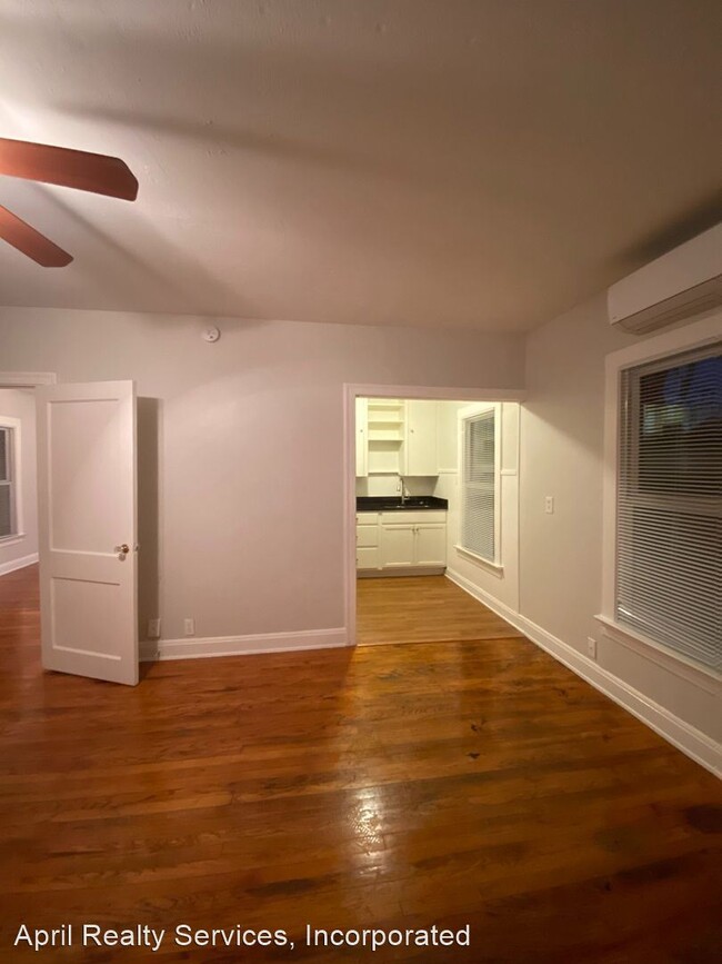 Foto del edificio - 1 br, 1 bath House - 4502 1/2 Ave H
