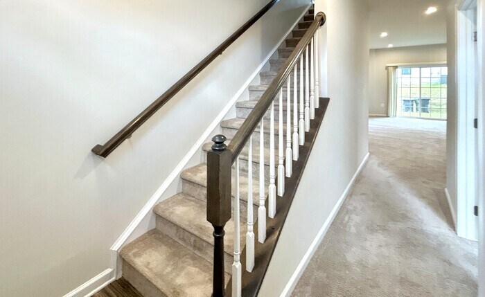 Foto principal - 502 River Crest Way