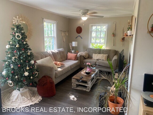 Foto del edificio - 2 br, 1 bath House - 106 B Westover Avenue