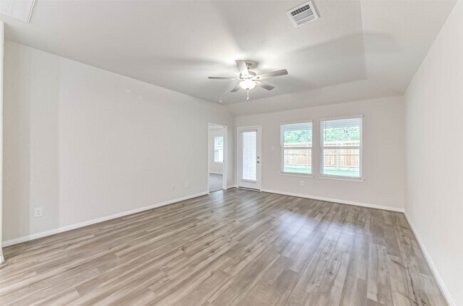 Building Photo - 17590 Rosette Grass Dr