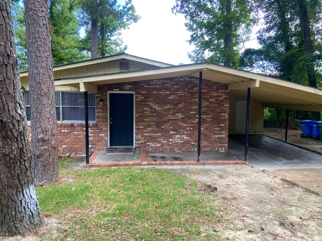 Primary Photo - 361 Tennant Ave