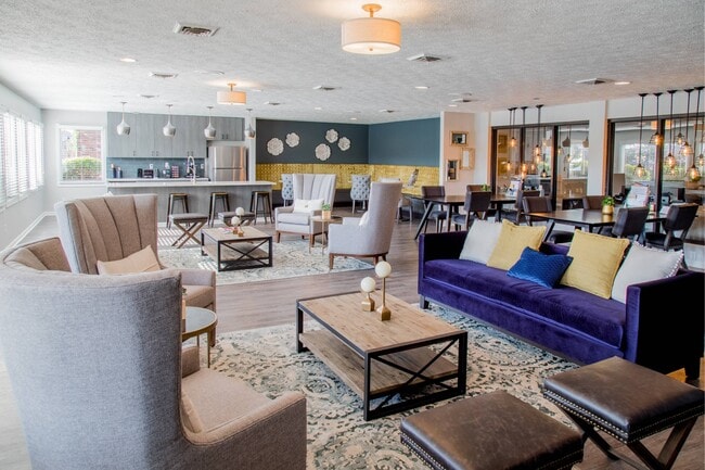 Foto del edificio - Lake Castleton Apartments