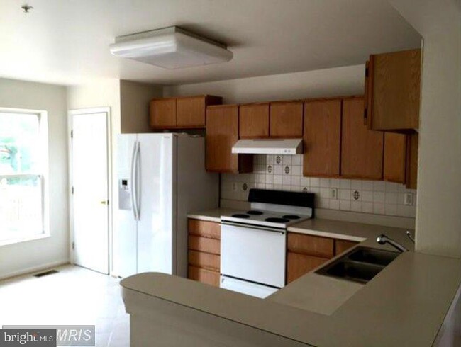 Building Photo - 13537 Hayworth Dr