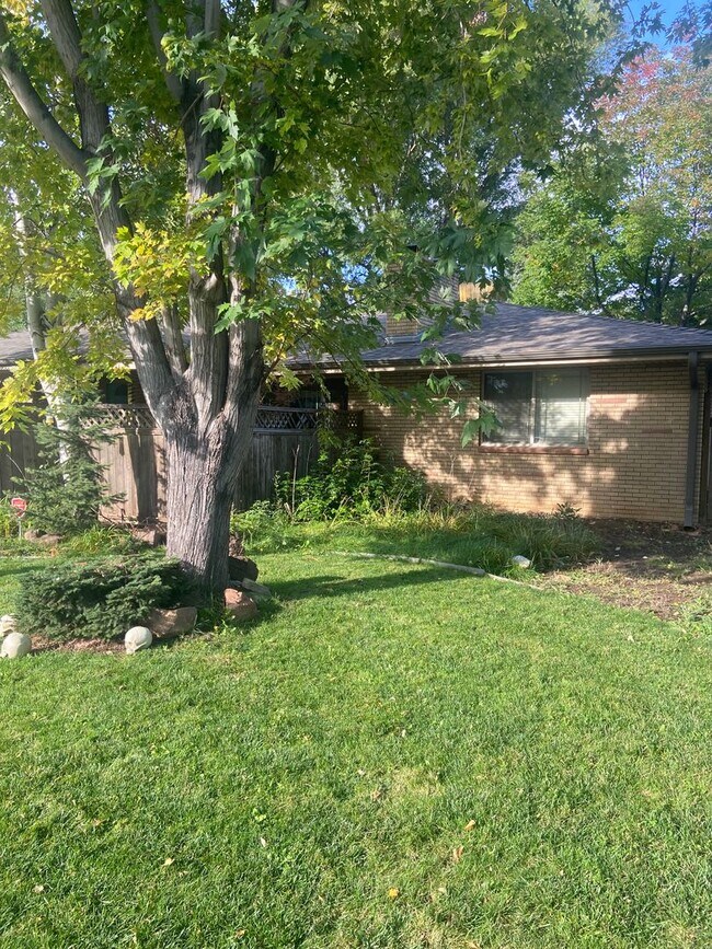 Foto del edificio - Charming 3 Bed, 1.5 Bath Home in Central F...