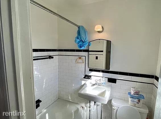 Foto principal - 3 br, 2 bath House - 6614 Graceland Ave