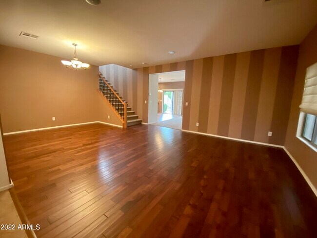 Foto del edificio - 2333 W Barwick Dr