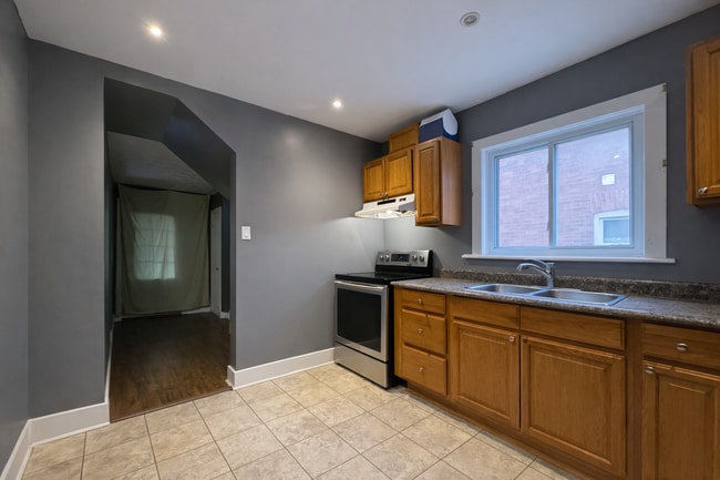 Building Photo - 5321 Morrison St