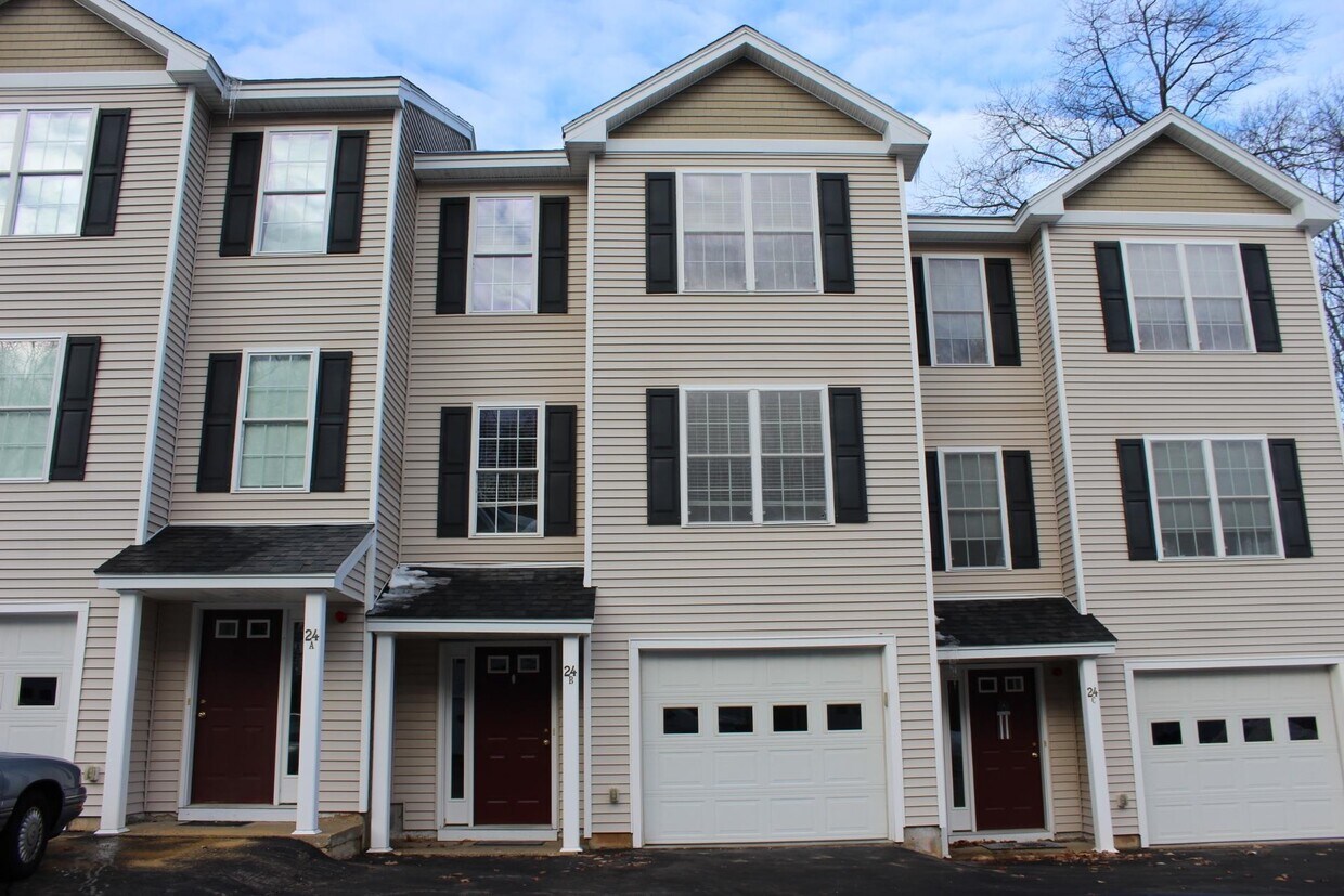 24 Melissa Way Unit B, Laconia, NH 03246 Condo for Rent in Laconia