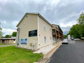 Building Photo - 858 S Campbell Ave