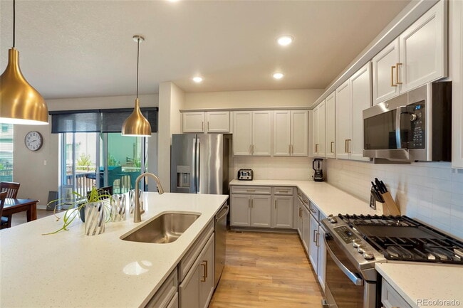 Building Photo - AVAILABLE SEPTEMBER 1ST!! "Spacious 3-Bedr...