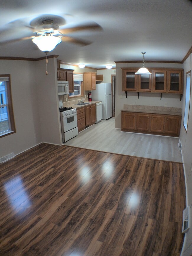 Foto del edificio - 36 W Road Park