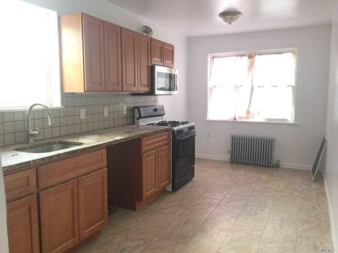 Primary Photo - 53-26-53-69 69th St